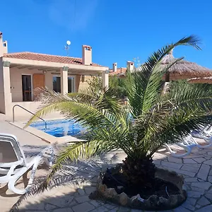 Casa La Rana Calafat